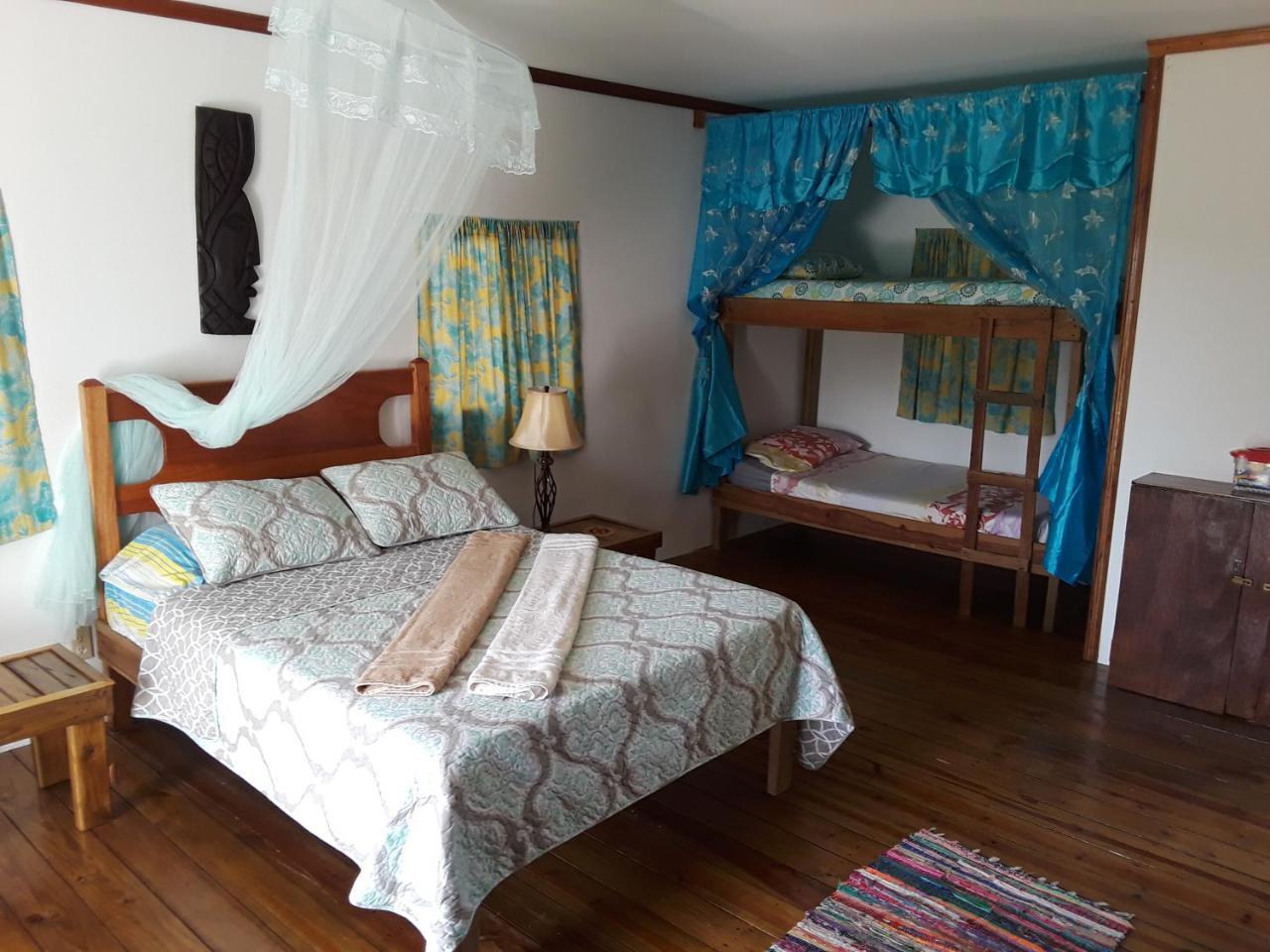 بيت شباب Hidden Haven Unitedville المظهر الخارجي الصورة